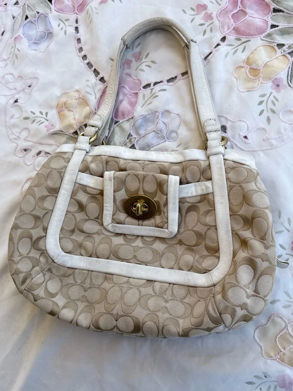 Coach Y2K Signature C Jacquard Turnlock Shoulder Bag Beige White